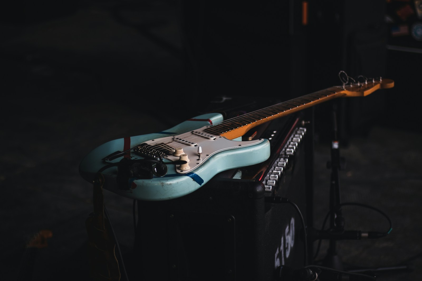 Elektro Gitar